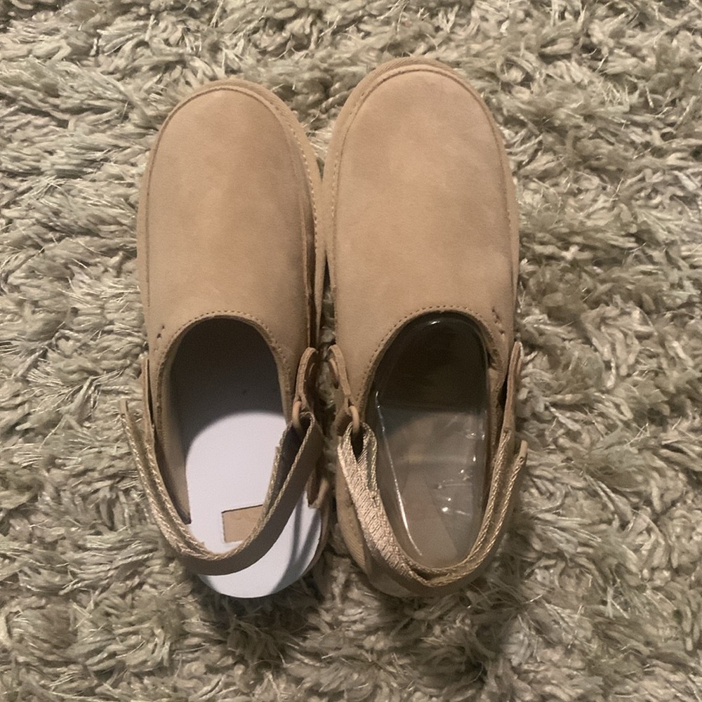 UGG Goldenstar Clogs - Picture 5 of 7